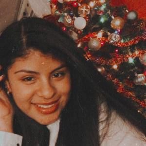 Meet your Posher, Aliice